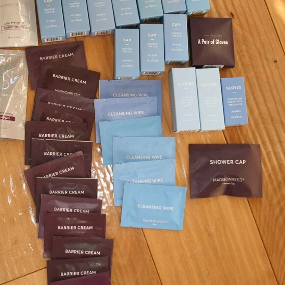 Madison Reed Assorted items 54 pieces - Picture 3 of 4